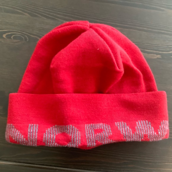 NWT Dale of Norway Double layer Merino Wool Toque/Hat/Beanie, Red & Grey - Picture 6 of 10